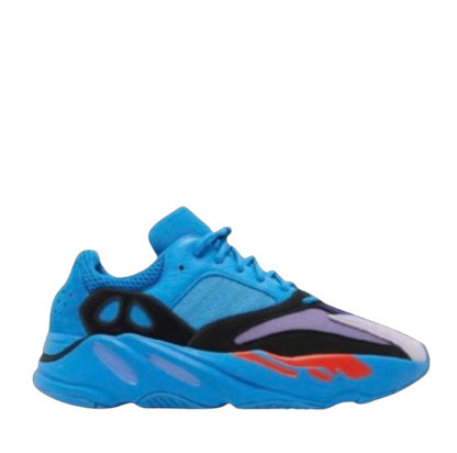 Yzy 700 bleu