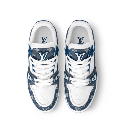 Trainer Blue
